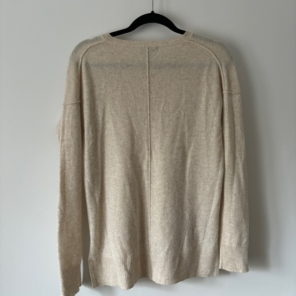 AQUA Cashmere Sweater Size Small - Picture 3 of 3